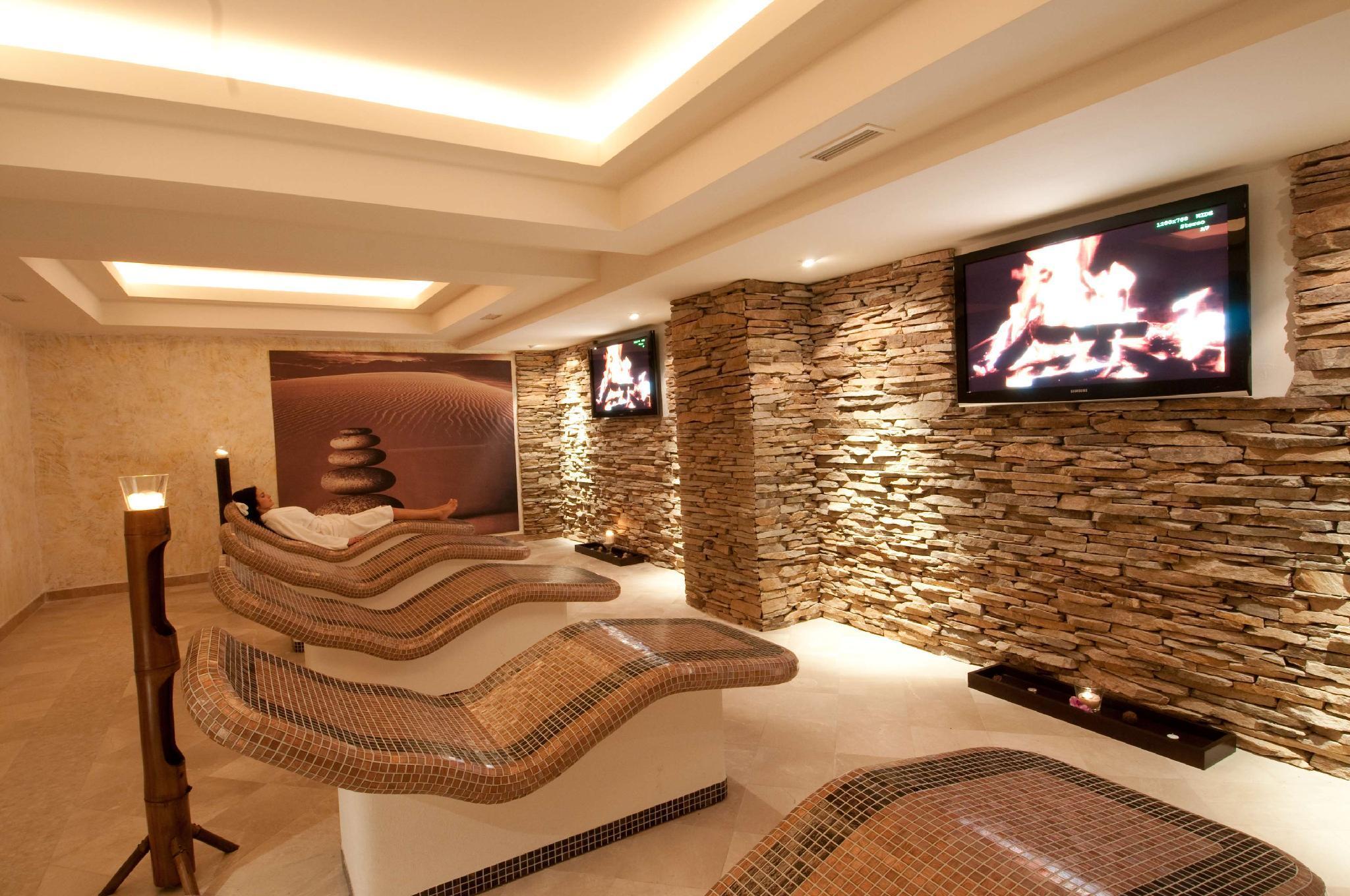 Hilton Sibiu Hotel Exterior photo
